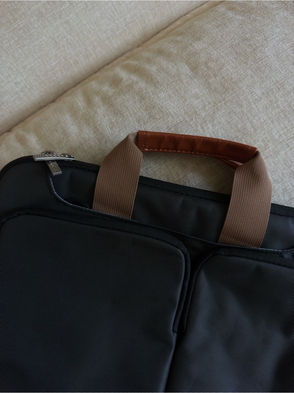 Lacdo Grey Laptop Bag - Picture 3 of 12